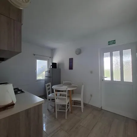 House Рогозница